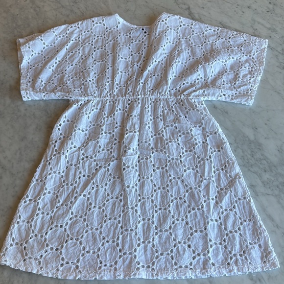 Jordan Taylor Coverup - Picture 3 of 3